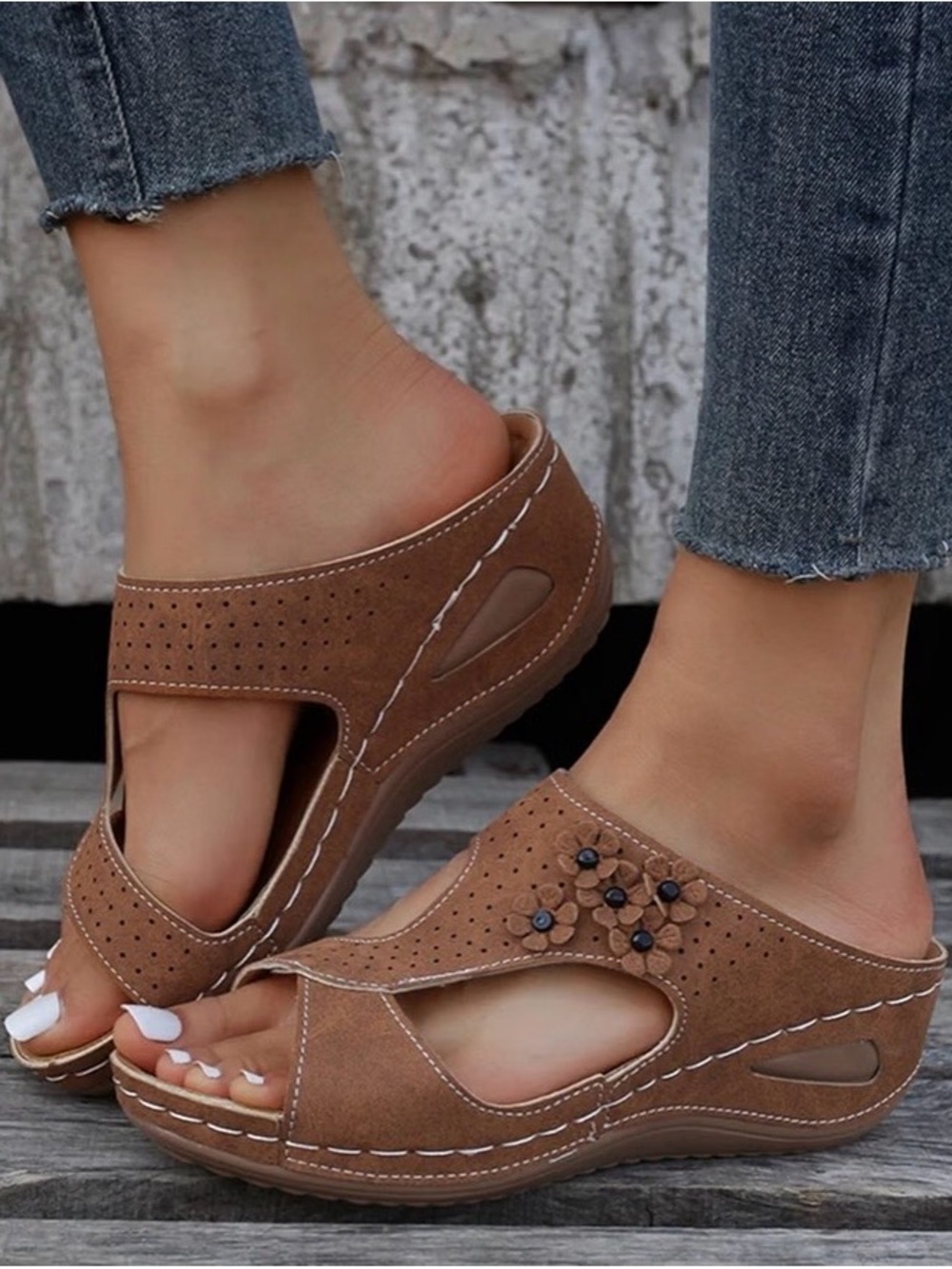 Women's Casual Brown Slip-On Wedge Sandals